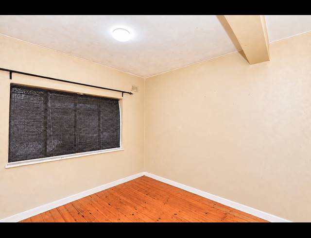 2 BEDROOM APARTMENT FOR SALE IN ESSENWOOD
